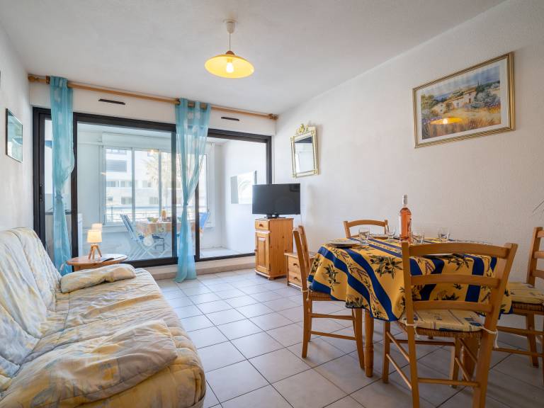 Child-friendly lovely holiday apartment with pool & yard | Beach nearby | Pets are welcome — photo 3