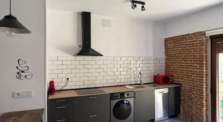 Rental apartment with 2 rooms for 5 persons — photo 4