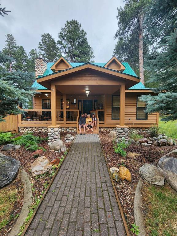 Lodge Story