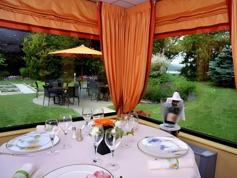 Logis Hotel Restaurant Relais Du Gue De Selle — photo 2
