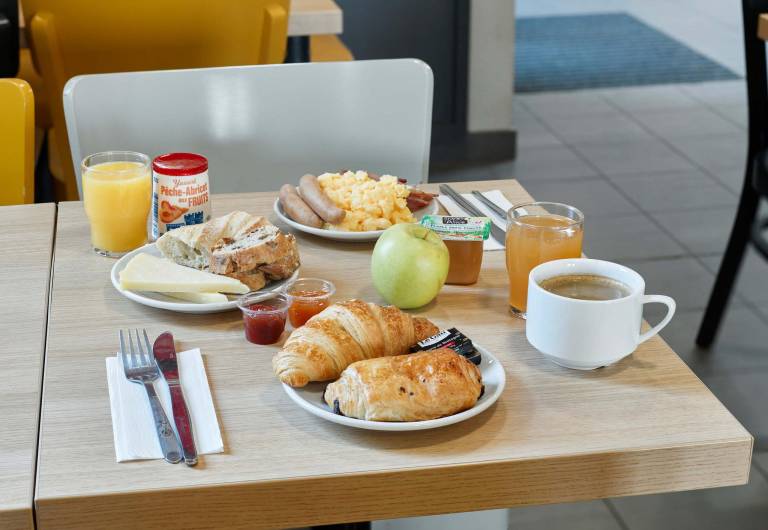 B&B Hotel EVRY LISSES 1 — photo 4