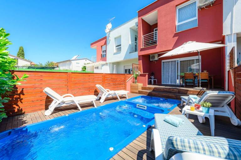 Fully equipped villa with pool & terrace | Pets allowed — photo 2