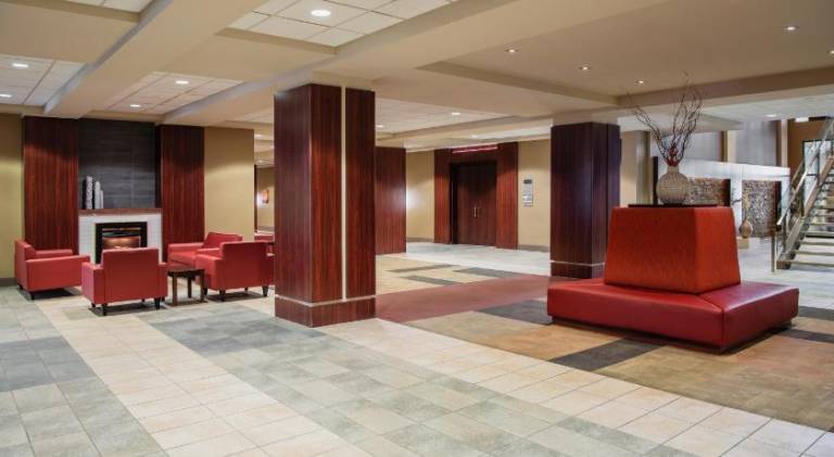 Viscount Gort Hotel, Banquet & Conference Centre — photo 4