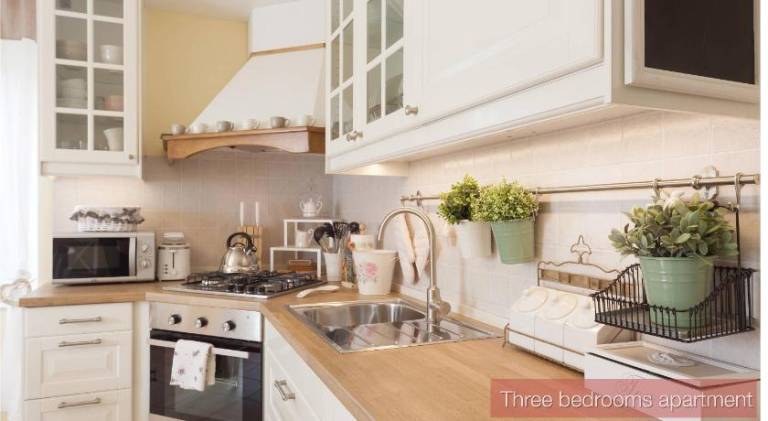 Rental apartment with grill, patio & yard — photo 3
