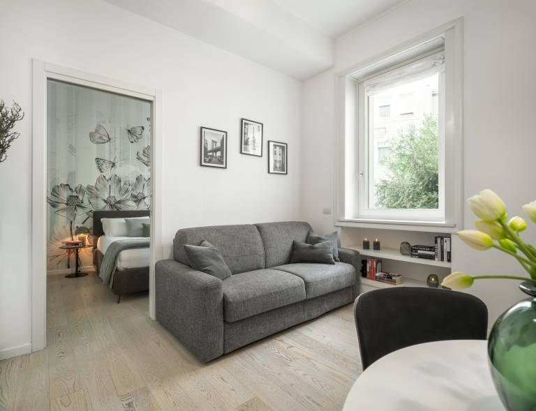 Apartment | Near Milan Cathedral in Milan, OH