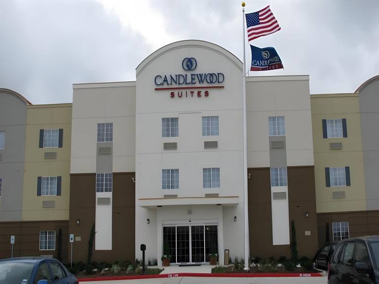 Candlewood Victoria By IHG in Victoria, TX