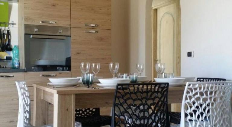 Fully equipped lovely villa with terrace, yard & grill | Beach nearby | Good for workation | Dogs allowed — photo 3