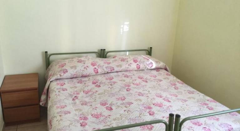 Holiday apartment with 2 rooms for 5 persons — photo 2
