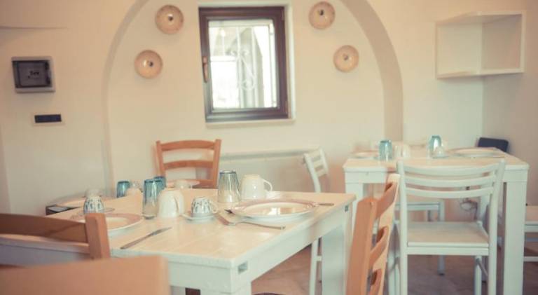 Vacation home with patio & garden | Pet-friendly — photo 4