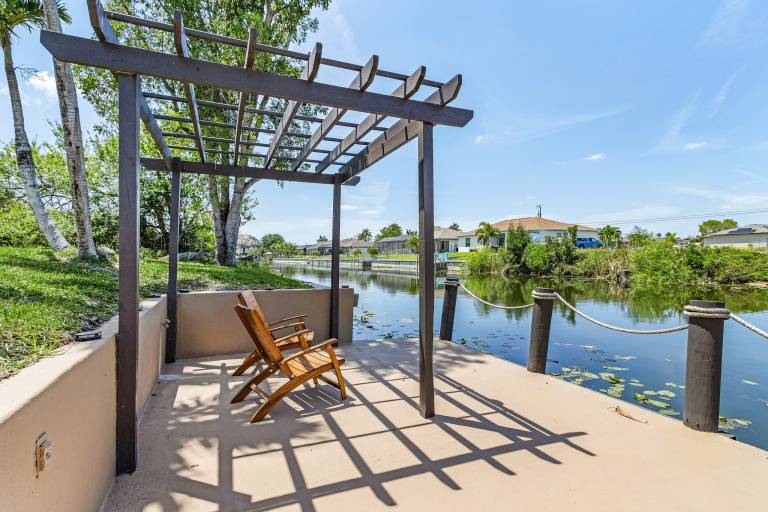 Vacation home with private pool & BBQ — photo 4