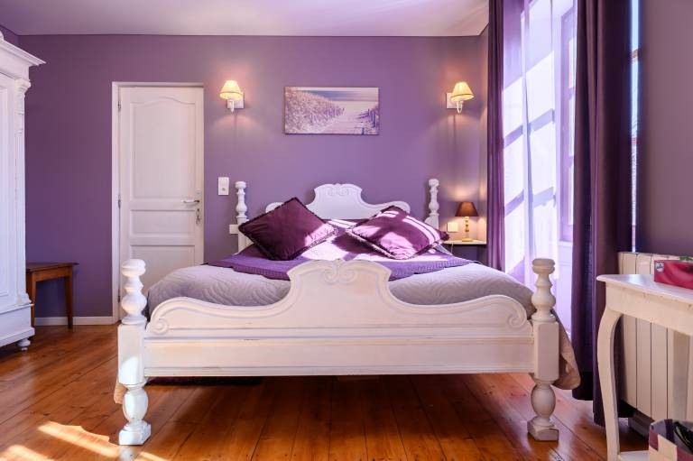 Bed & Breakfast Demeure D antan &ndash; Zimmer Cassandre mit Gemeinschaftsterrasse Garten & WLAN