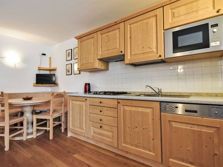 Holiday apartment with garden & patio | Mountain view — photo 4