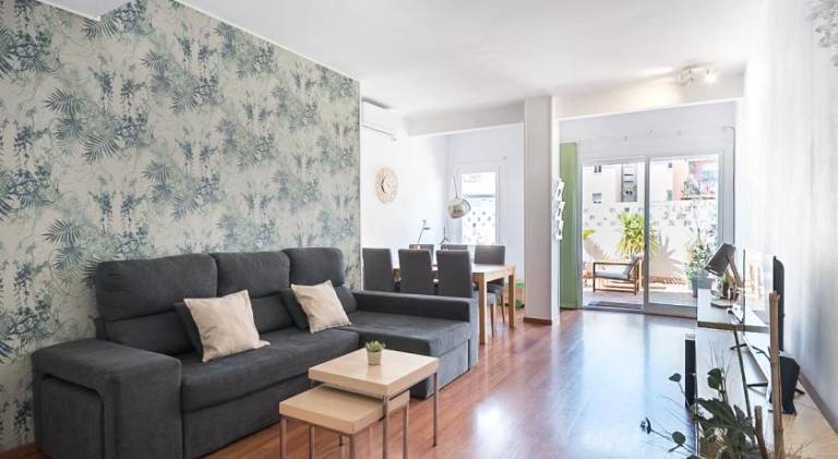 Rental apartment with terrace | Next to Magic Fountain of Montjuïc in Barcelona