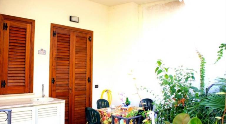 Apartment with 2 rooms for 6 persons — photo 3