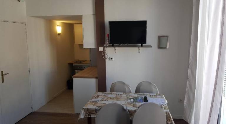 Rental apartment with 1 room for 4 persons — photo 4