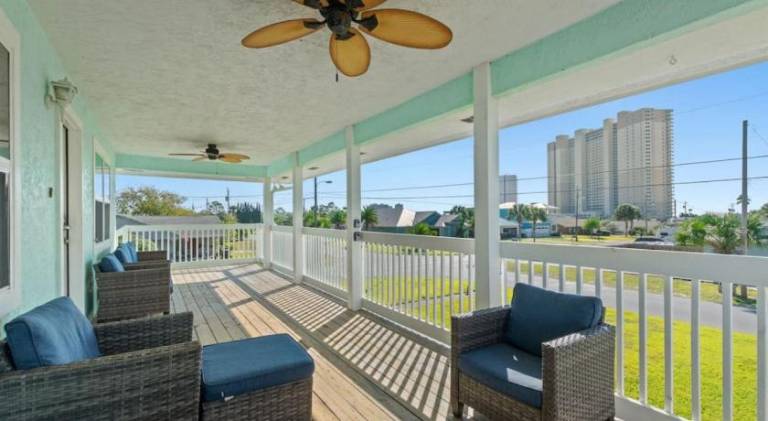 House with barbeque, private pool & garden — photo 4
