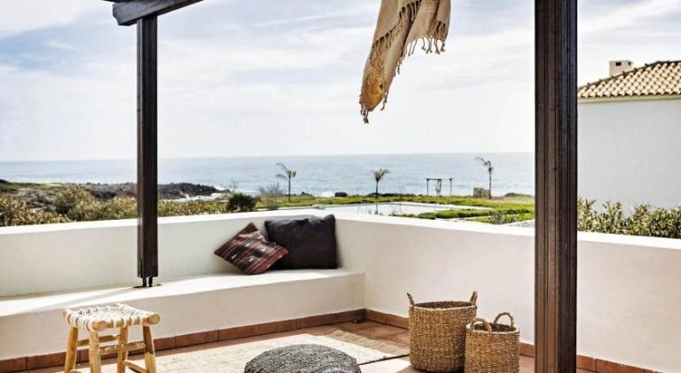 Child-friendly ample villa with yard, BBQ & patio | Pets are welcome — photo 4