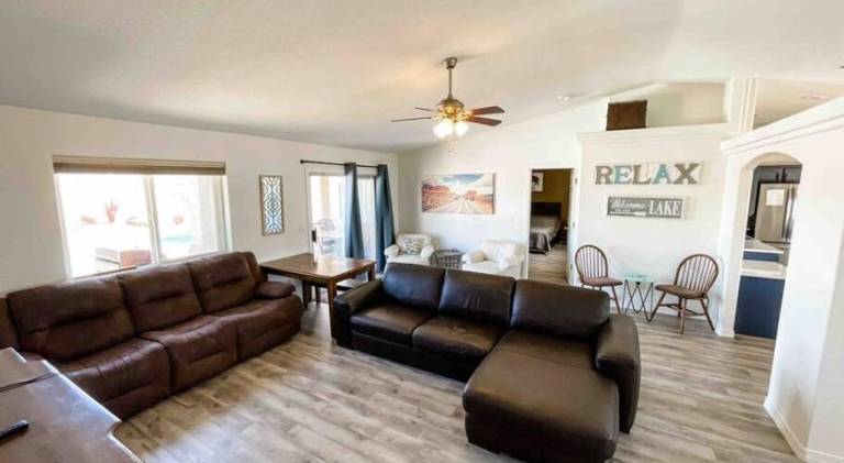 Beautiful house with pool | Pets are welcome — photo 3