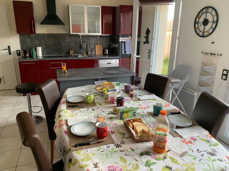 Beautiful house with yard, grill & terrace | Suitable for remote work | Pets are welcome — photo 4