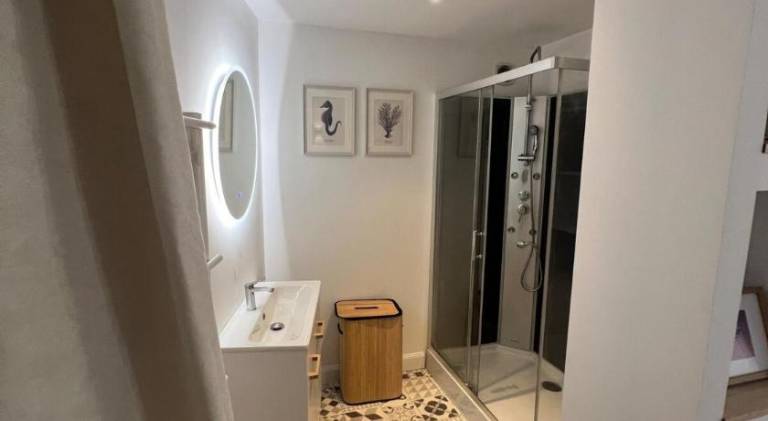 Apartment with 1 room for 4 persons — photo 3