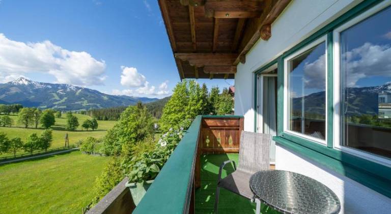 Nice serviced apartment with terrace, sauna & garden | Good for workation | Pets allowed — photo 5