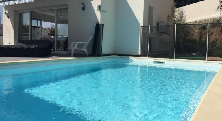 Villa with pool in Ajaccio