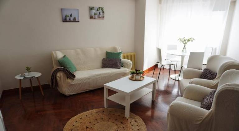 Holiday apartment with 3 rooms for 5 persons in Caldas de Reis