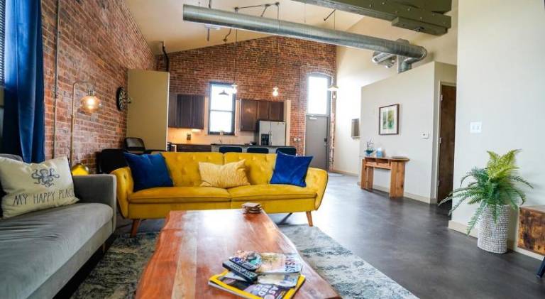 Ample apartment | Pet-friendly — photo 2