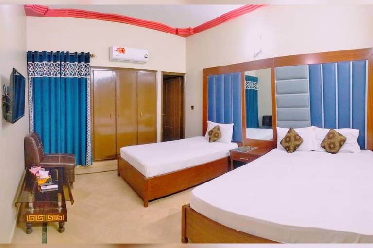 Subhan Palace Guest House Karachi