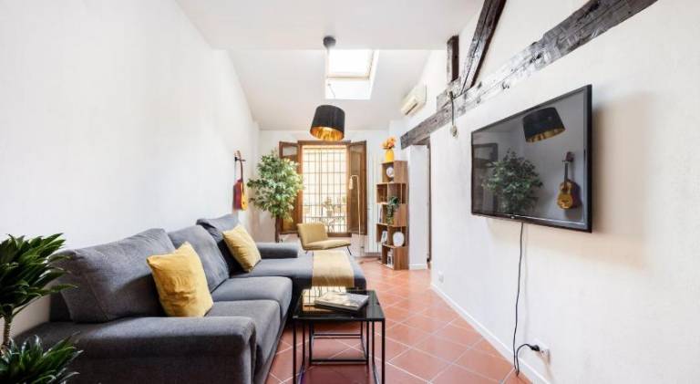 Apartment | Close to Two Towers in Bologna