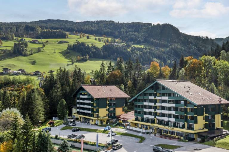 Children-friendly studio with pool, terrace & sauna | Close to the ski | Pets allowed in Schladming