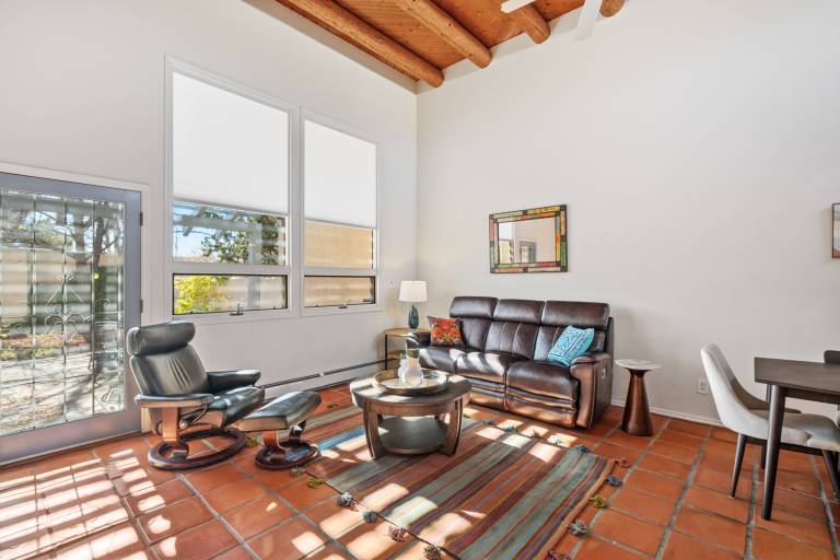 Casa Viaje, 2BR/2BA, Pet Friendly — photo 3