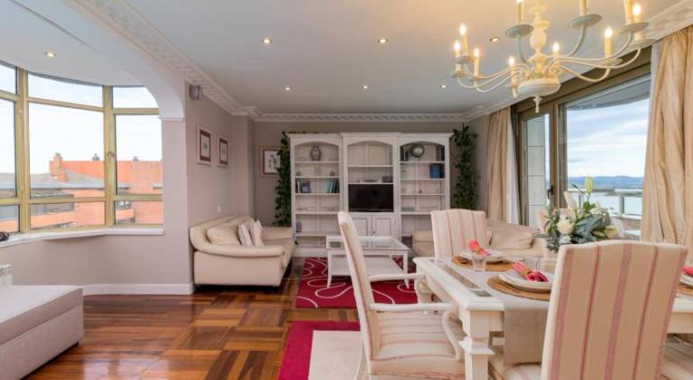 Apartment with 3 rooms for 8 persons in Santander