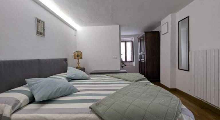 Holiday apartment with 2 rooms for 5 persons in Assisi