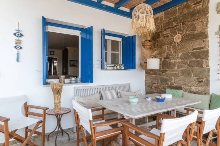 Holiday Home 'Waterfront Masterpiece' with Sea View, Wi-Fi and Air Conditioning — photo 2