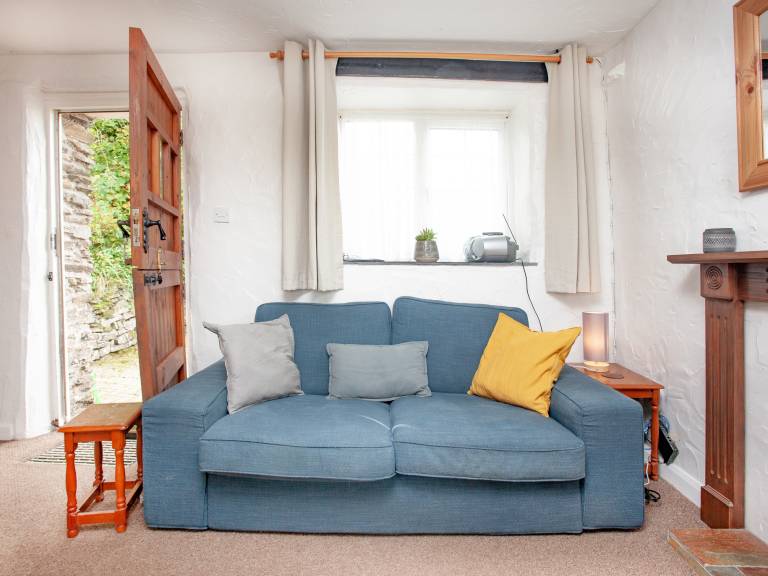 Child-friendly pleasant cottage with garden | Dogs allowed — photo 3