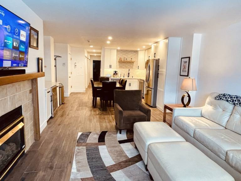 Condo Avon