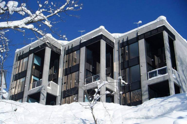 House  Makkari