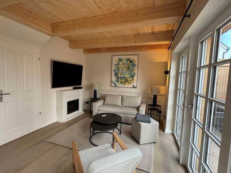 Apartment with yard, hot tub & terrace in Goehren-Lebbin