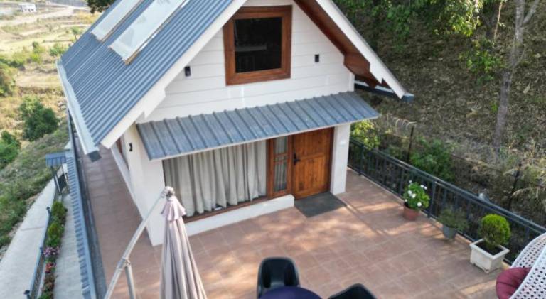 Lake Pleasant Cottage — photo 4