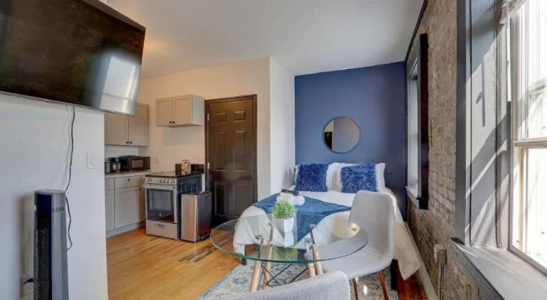 Apartment | Pets are welcome in Milwaukee, WI