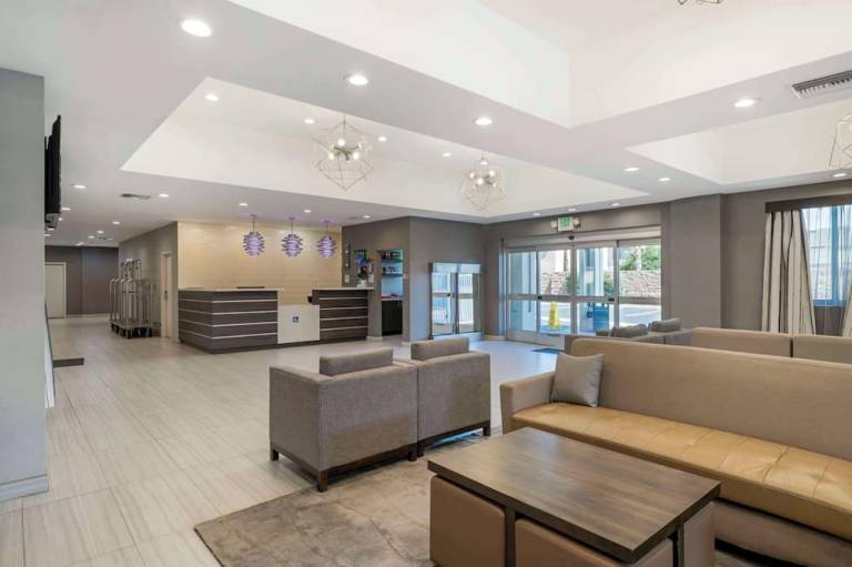 Best Western Plus Gardena Inn & Suites