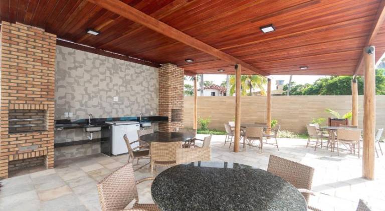 Holiday apartment with barbecue, pool & yard — photo 3