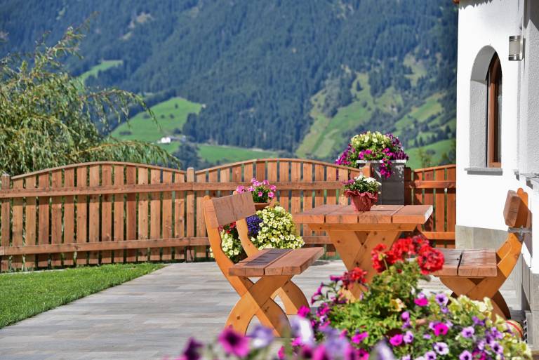 Holiday Apartment 'Joselehof App Arnika' with Mountain View, Shared Terrace and Wi-Fi — photo 2