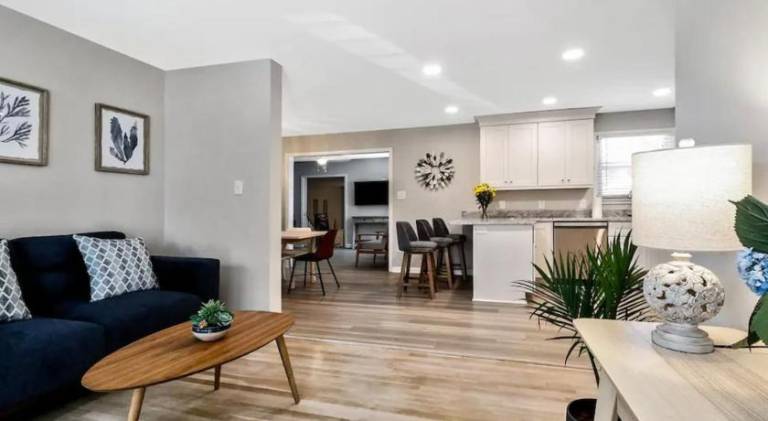 Spacious vacation home | Pets are welcome — photo 2