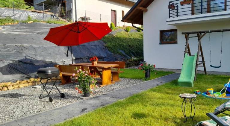 Holiday apartment with patio, grill & garden — photo 5