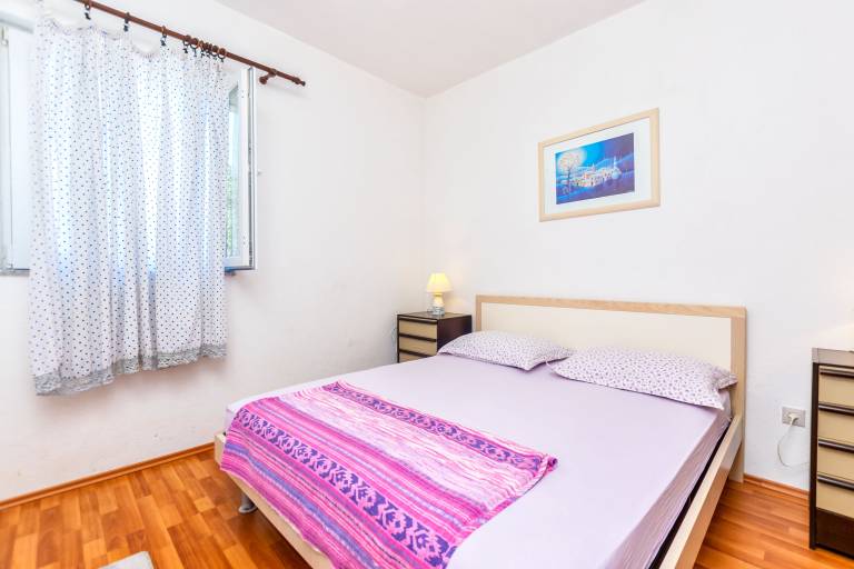 Wonderful apartment with patio & grill | Garden view | Pets allowed — photo 4
