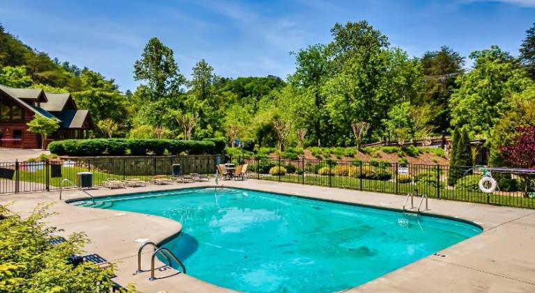 Beautiful house with hot tub & pool | Dogs allowed — photo 4