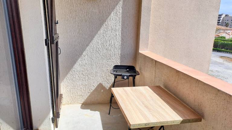 Cosy Apartment Canet-en-Roussillon 25 m² lake view — photo 5