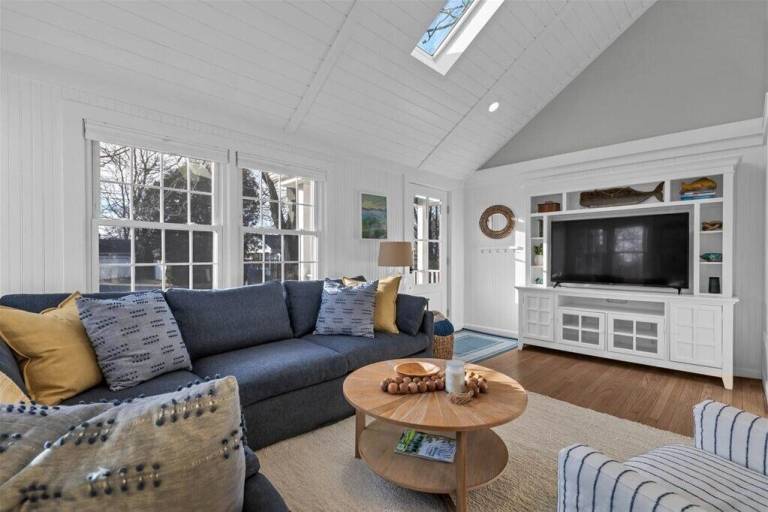 Cottage  Westbrook